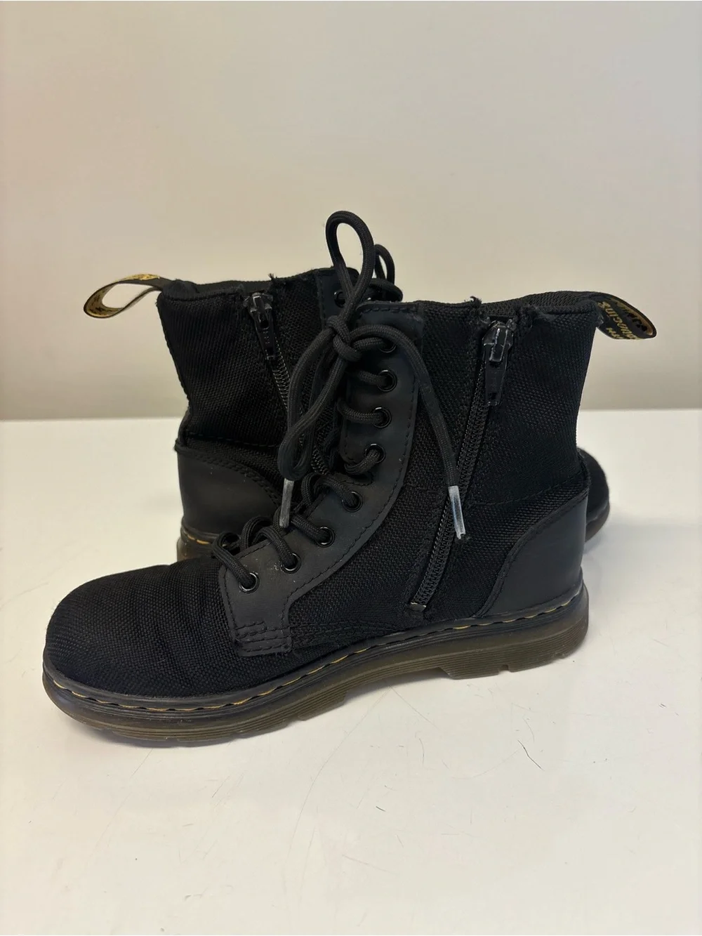 Dr. Martens Comb Combat Lace Up Kids Unisex Boots Size 2